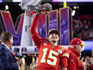 Patrick Mahomes should defeat Tom Brady based on his most recent Super Bowl MVP performance.