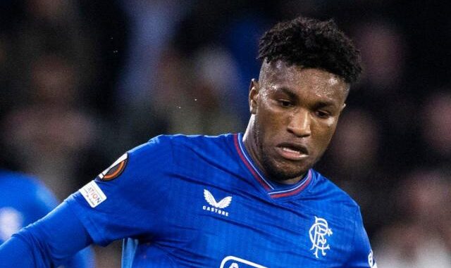 Midfield disaster Jose Cifuentes has confirmed his departure from the Rangers, joining a Brazilian team on loan.