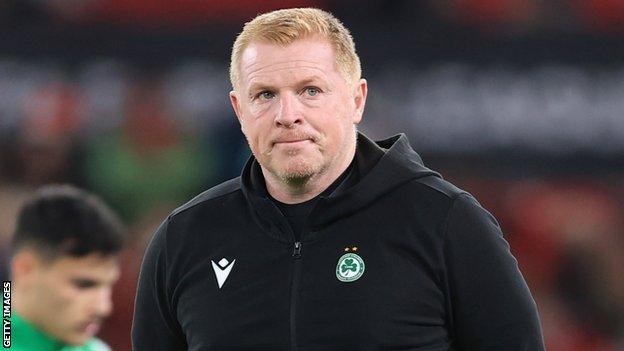 Former Celtic boss Neil Lennon set for management return