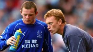 After leaving Everton, Wayne Rooney called David Moyes to apologize.