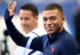 DONE DEAL: Kylian Mbappe finally makes a new career decision to leave Paris Saint-Germain and sign a three year contract with "BRIGHTON" this season