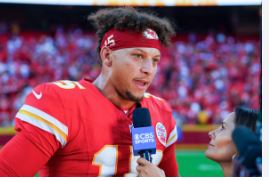 CLARIFICATION! Bengals DB Explains Why He Has Chiefs’ Patrick Mahomes, Travis Kelce as Phone Lock Screen