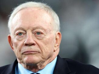 Breaking News: 78% of respondents blame Jerry Jones for Cowboys' shortcomings