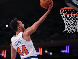 Breaking News: Knicks' Landry Shamet Leaves Games With Shoulder Injury