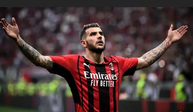 Ultime notizie: Scoppia il putiferio perché la dirigenza del Milan vuole sostituire Theo Hernandez per motivi inspiegabili.