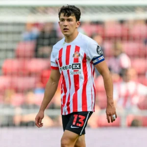 JUST IN : Luke O' Nien Signs New Long Term Contract with Sunderland