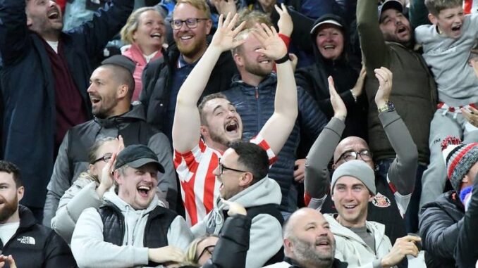 The superb photos of Sunderland fans as 41,769 watch dramatic Leeds United clash in Championship