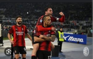 Il Milan supera la Lazio in un incontro infuocato mentre l'eroismo di Okafor assicura la vittoria