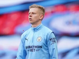 Per un totale di 50 milioni di euro, l'Inter spera di acquisire Oleksandr Zinchenko, 27 anni, dall'Arsenal.