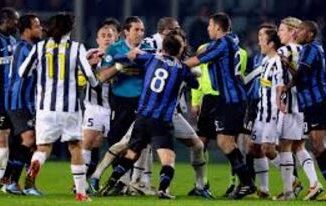 Derby drammatico: Juventus e Inter si contendono la supremazia dentro e fuori dal campo"