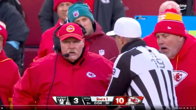 Al Michaels Hilariously Blasted Refs After ‘Expedited Review’ in Chiefs-Raiders